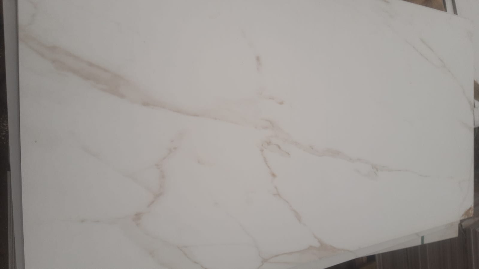 yÜKSEK KALİTELİ DEFOLU